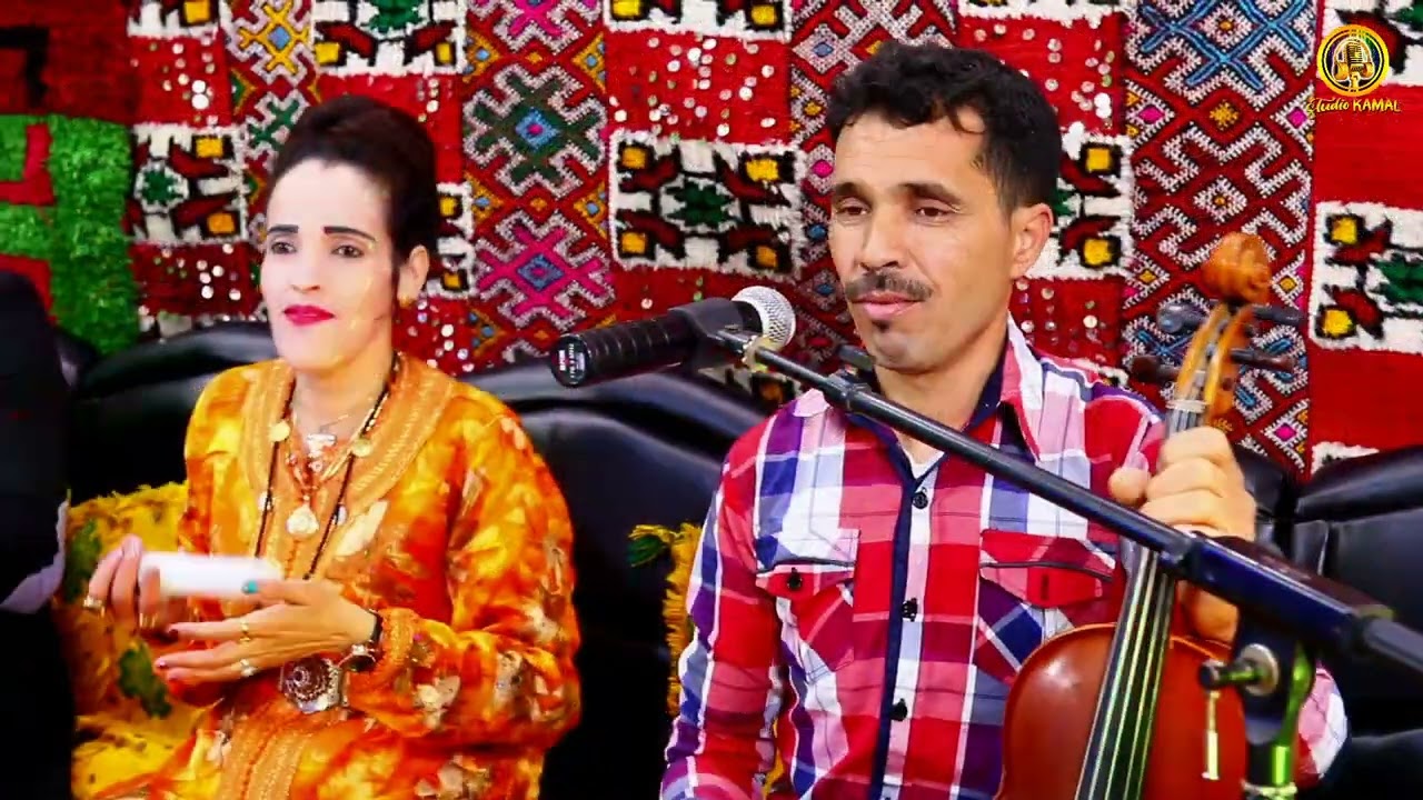 الفنان مبارك المزان رفقة ليلى بومية بعنوان 