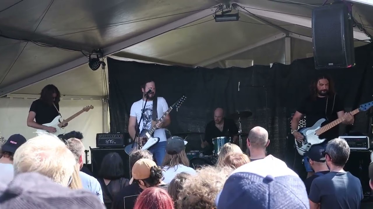 ESAZLESA (live at Fluff Fest 2023)