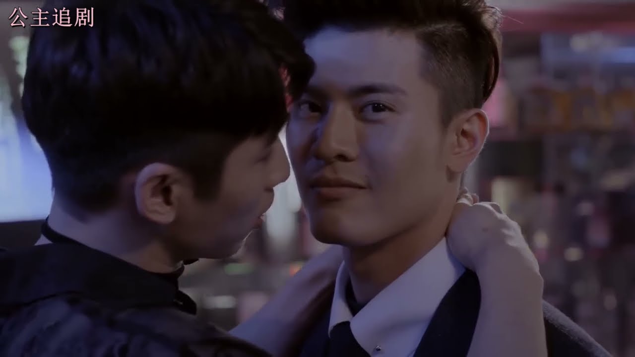 【BL】腹黑總裁和別人激吻，小夥吃醋直接轉身離開，總裁瞬間慌了！ #同志  #同性恋 #爱情