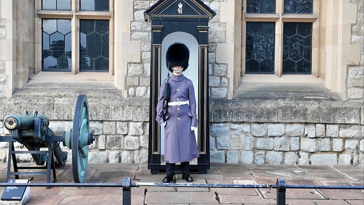 Inside The Dark History At Tower Of London & Visiting Westminster Abbey - Princess Diana / Nando’s