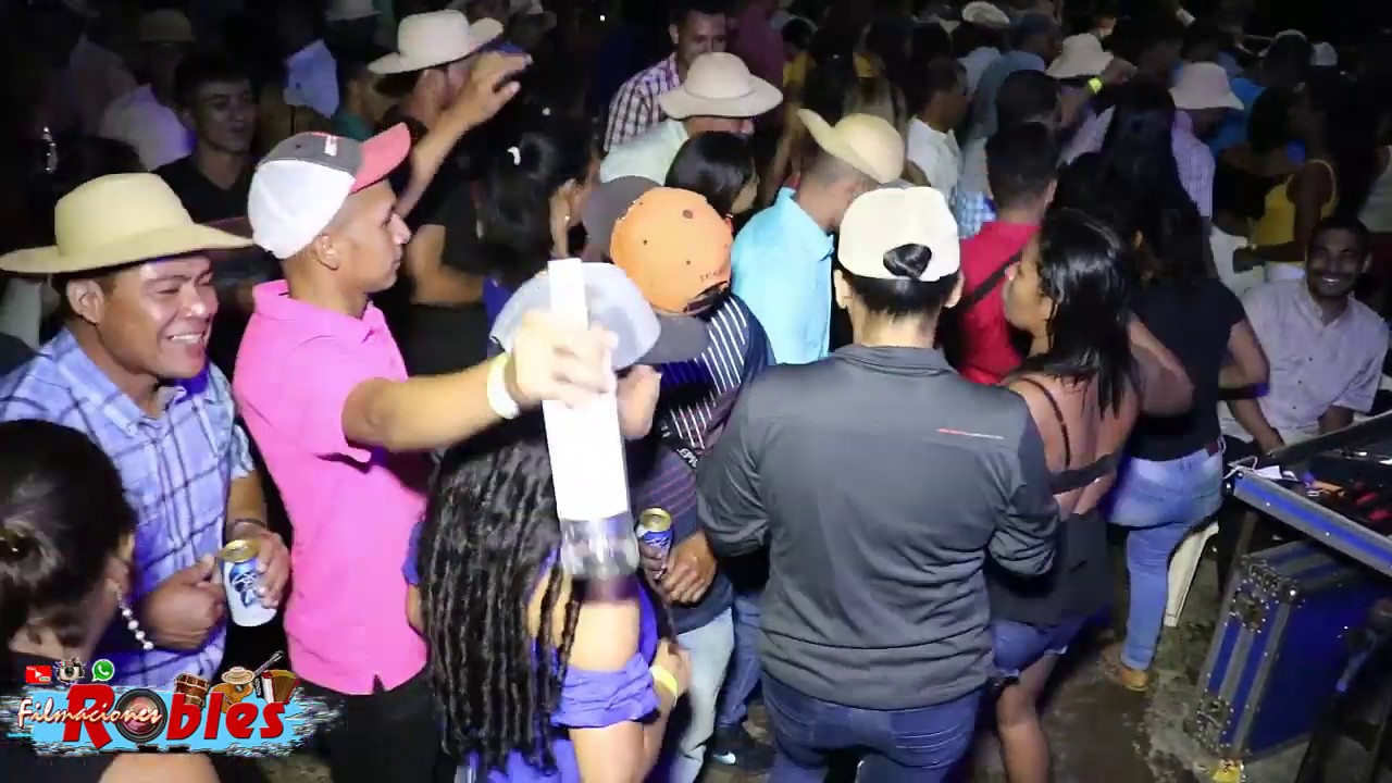 DANIEL ORTEGA Y EL PICHÓN DEL GALLINAZO, EN FIESTA DE ELVIS CASTILLO, BAJO GRANDE DEL COPE... EL
