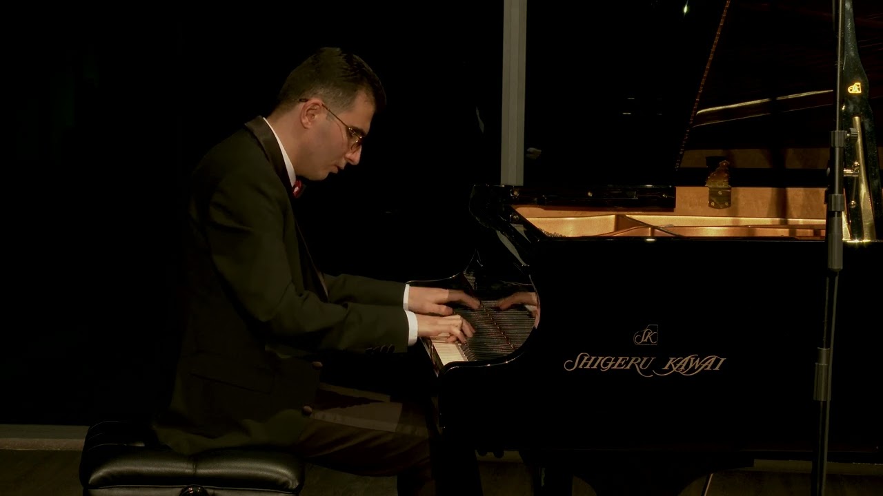 Bach-Busoni Chaconne in d minor, BWV1004 performed by Levon Karapetyan