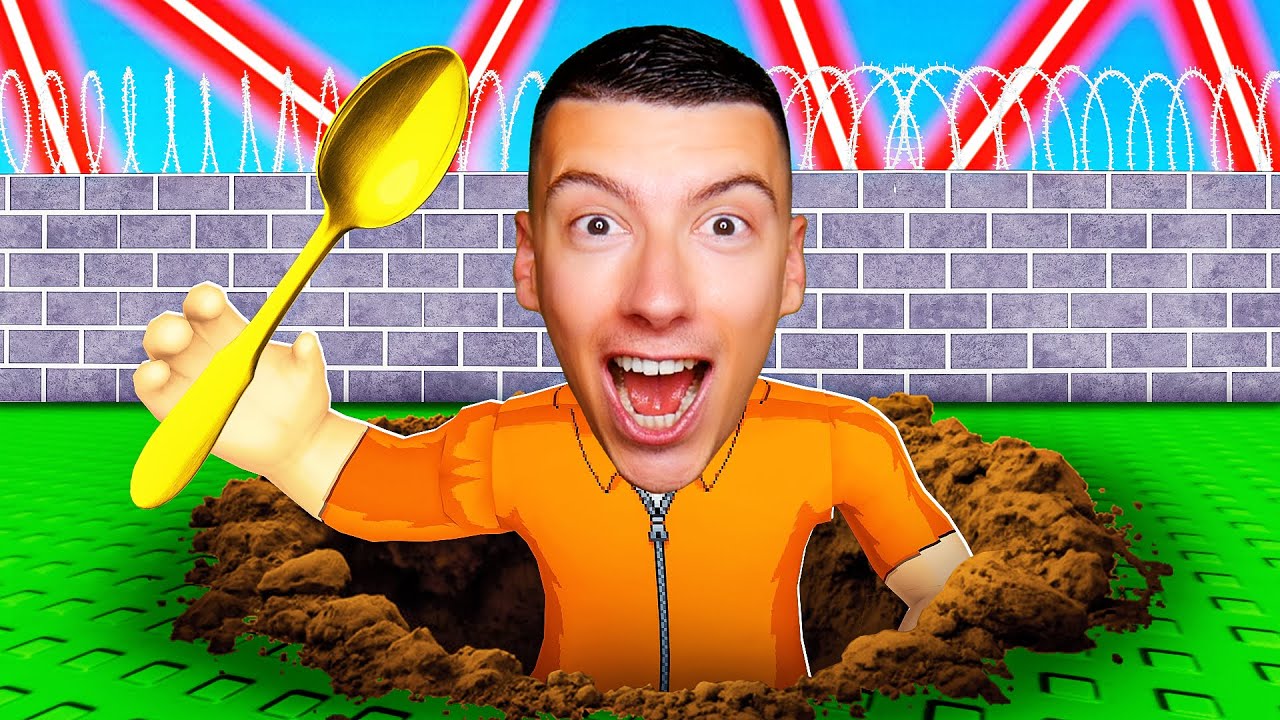 JE ME SUIS &Eacute;CHAPP&Eacute; DE LA PRISON DE ROBLOX &Agrave; L'AIDE D'UNE CUILL&Egrave;RE...
