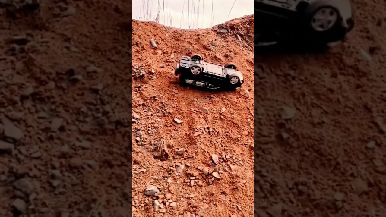 Car Accident Fall Down 👇😱😱😱| #youtubeshorts #shorts #car #fall