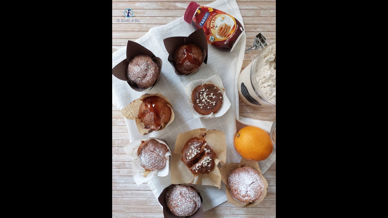 Muffin con sciroppo d'acero, yogurt bianco e succo d'arancia