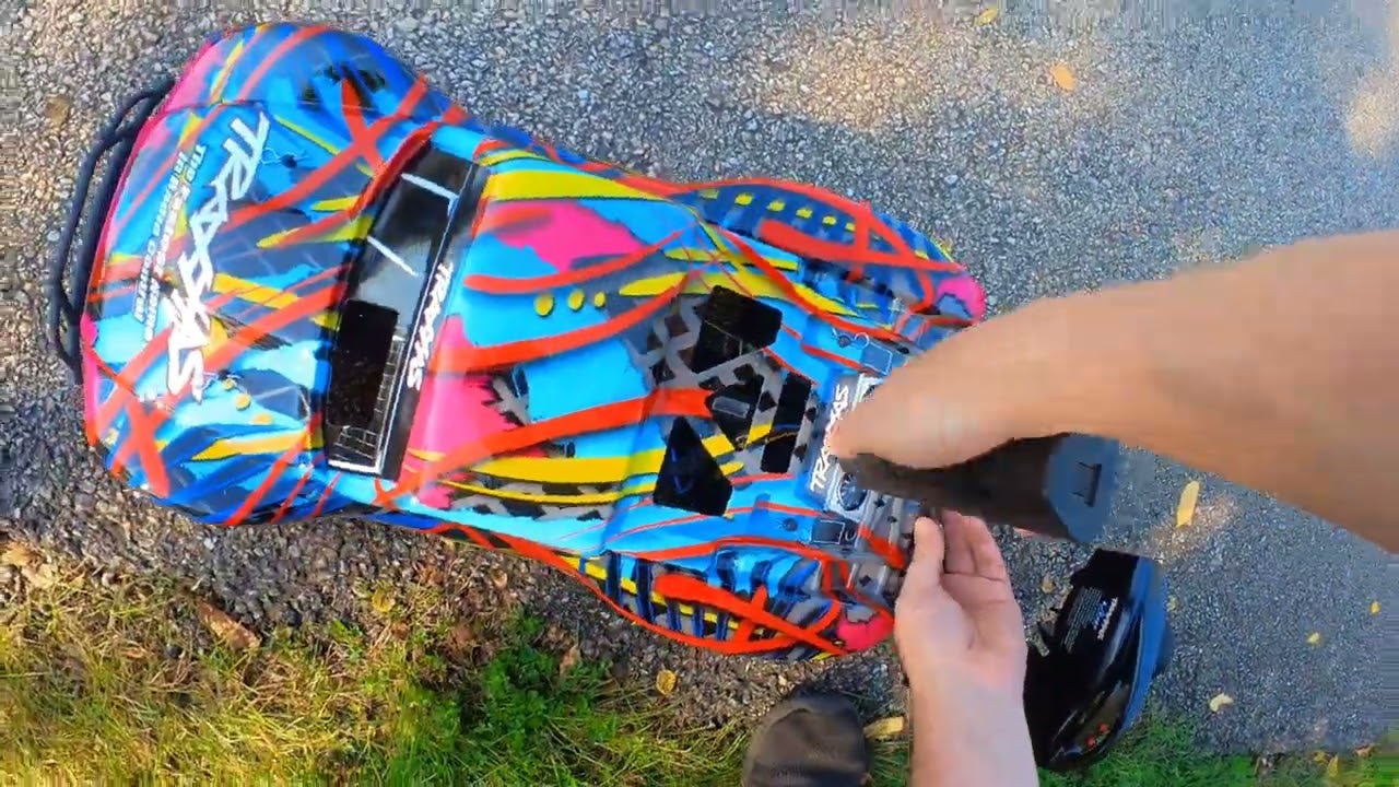 Traxxas Nitro Slash 3.3 Первый запуск и обкатка.