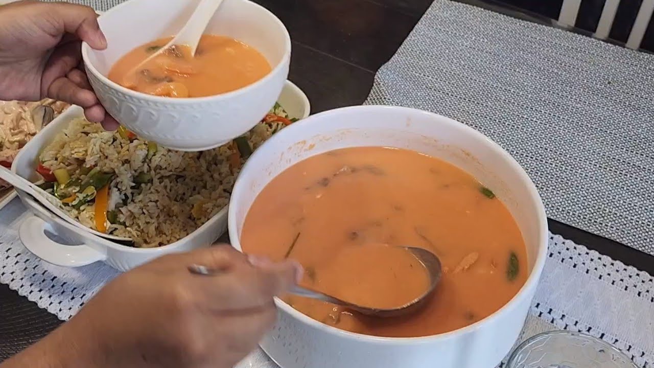 একদম রেস্টুরেন্টের স্বাদে ঝটপট করে আমি যেভাবে ঘন থাই স্যুপটা করি|Easy Bangladeshi Thai Soup Recipe