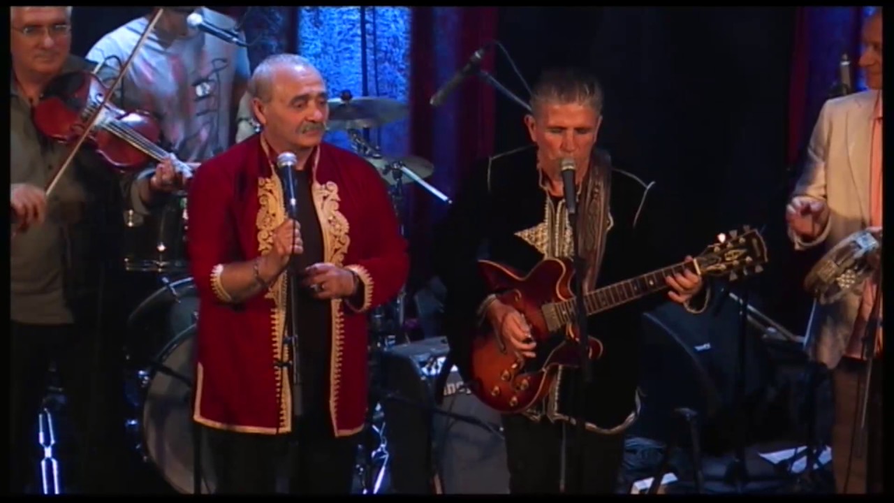 להקת שפתיים ומתי כספי - חדוז'ה