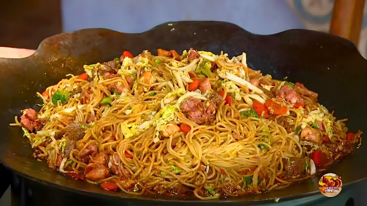 YAKISOBA CAIPIRA NO DISCO DE ARADO