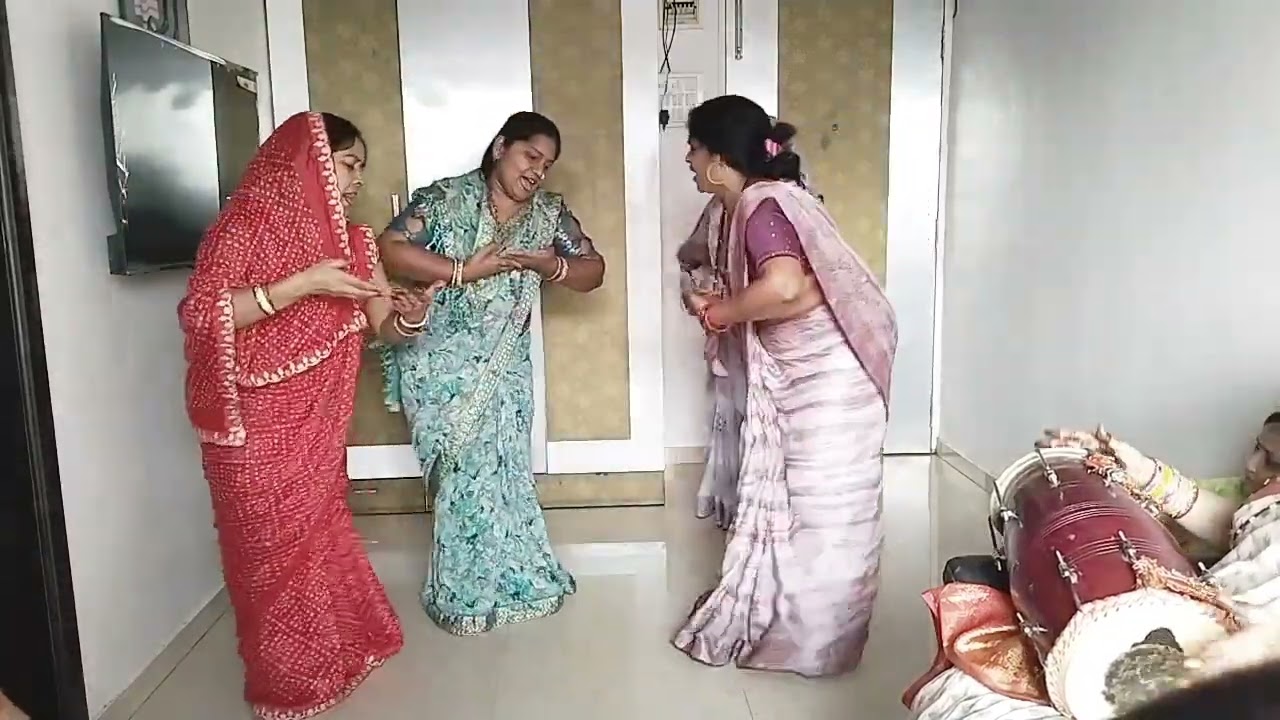 बलमुआ के 🤣 धमाकेदार नाच 😂 कमेंट करिए केसा लगा 