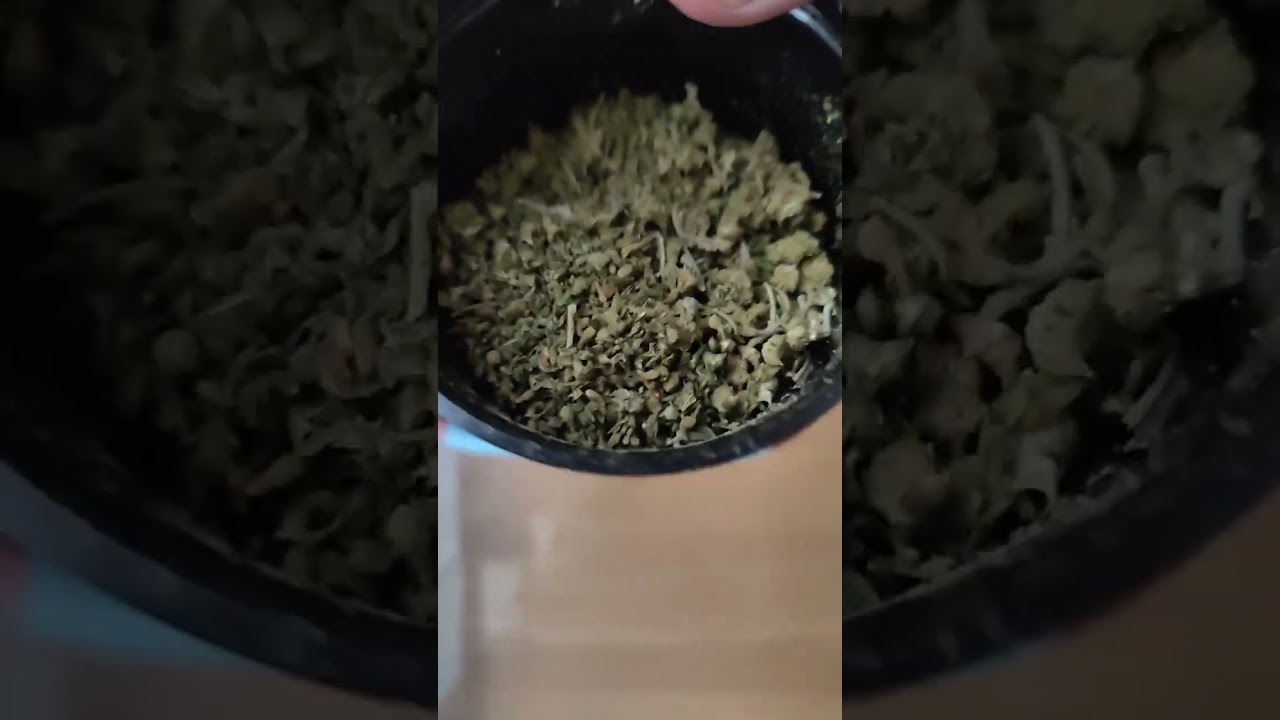 Smokin Good Everywhere Weed Review - Strawberry Fields Dispensary/Pineapple Express