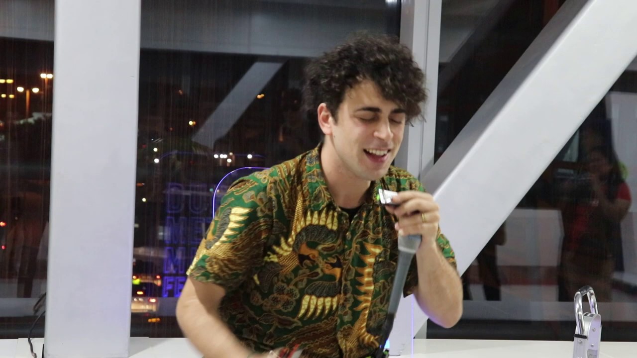 Moses Concas Performing in Dubai Metro Music Festival!!  (Live Performance in Dubai Metro)