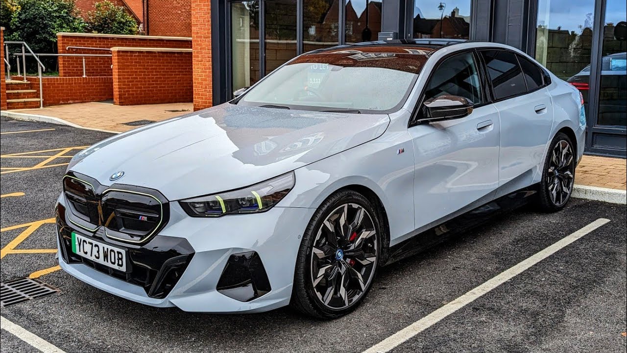 What Happened To The 5 Series?!?! 1st Drive BMW i5 M60 | 4k