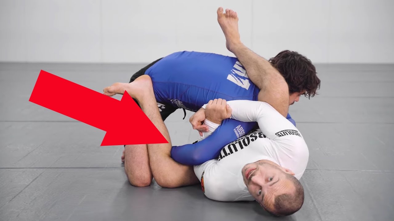 Choi Bar vs Under the Legs Passing