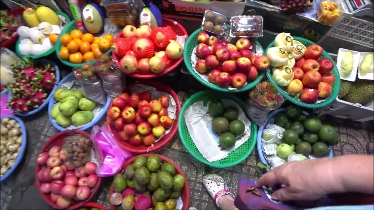 78. Катаемся на автобусе. Вьетнамский 7-Eleven. Ужин, конфликт, мне принесли косточки вместо мяса!