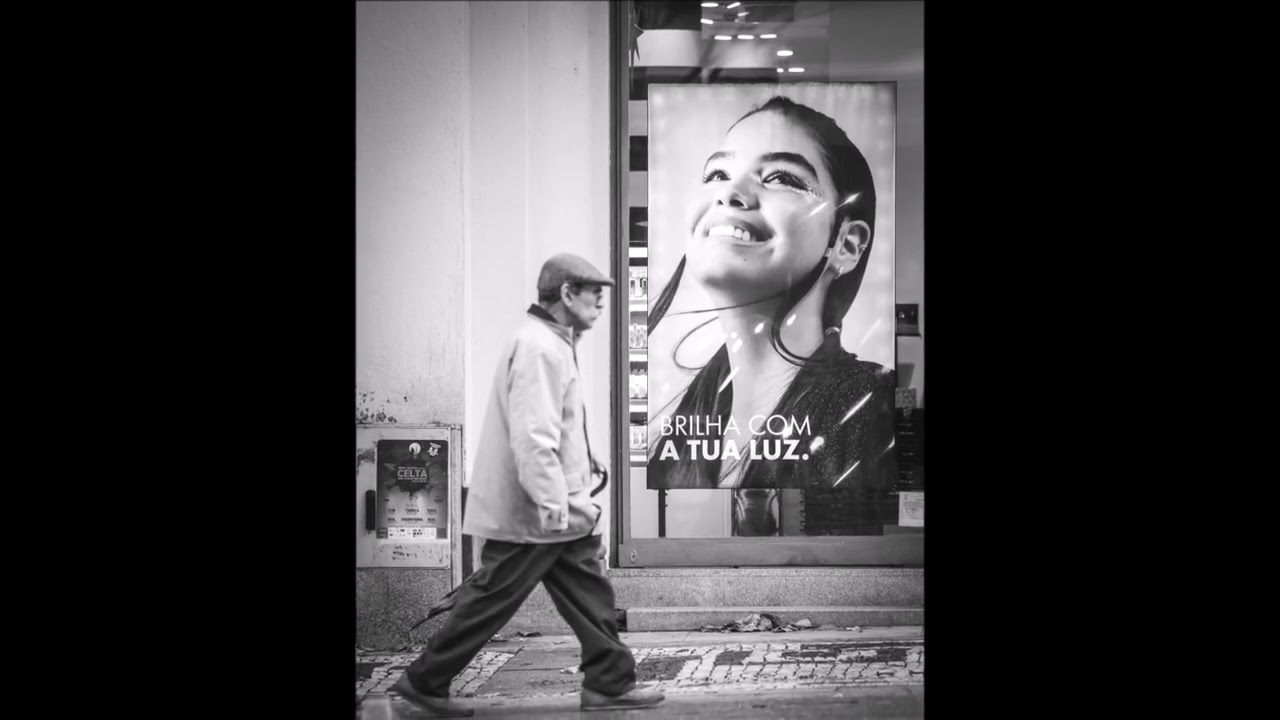 Street photography by Paulo Gomes