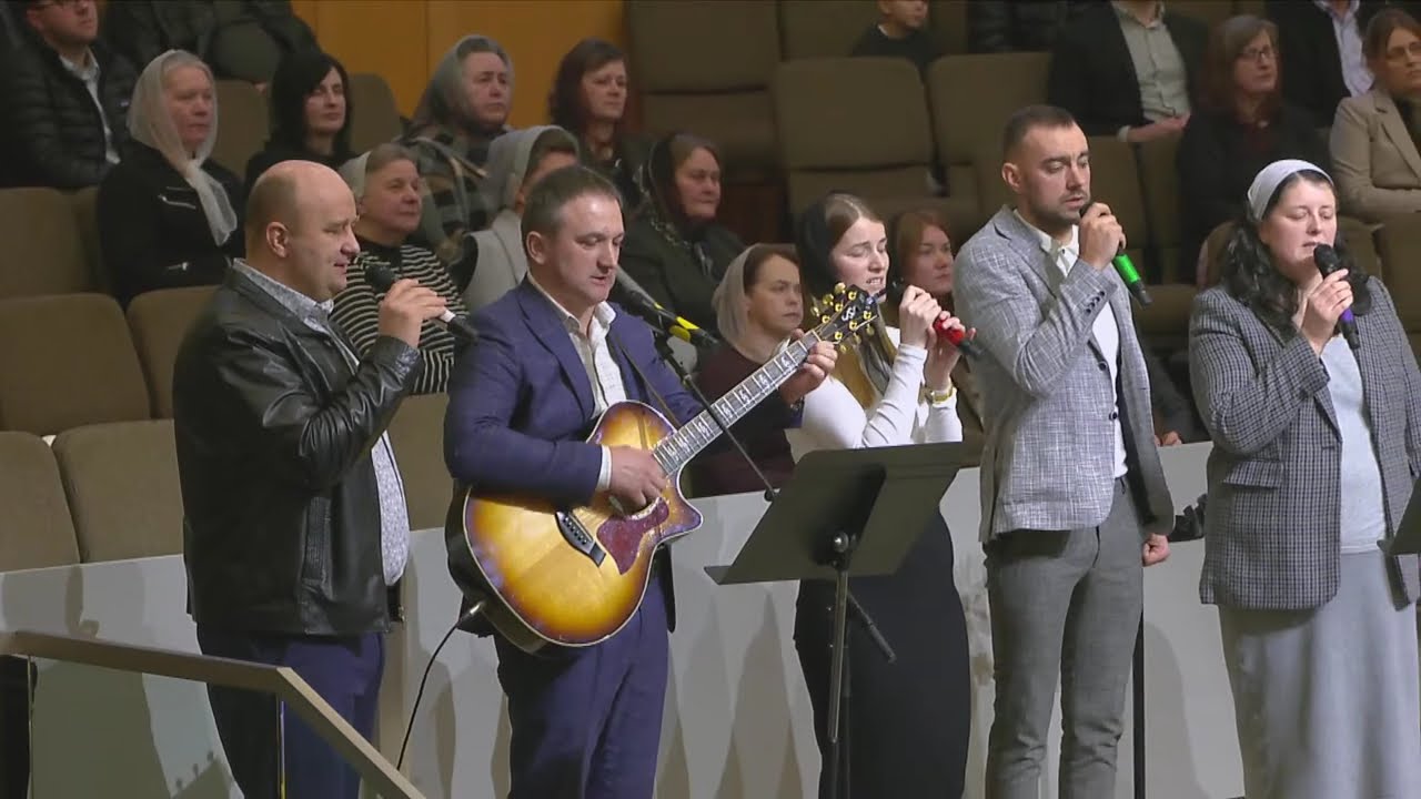 Шлях життєвий нелегкий буває