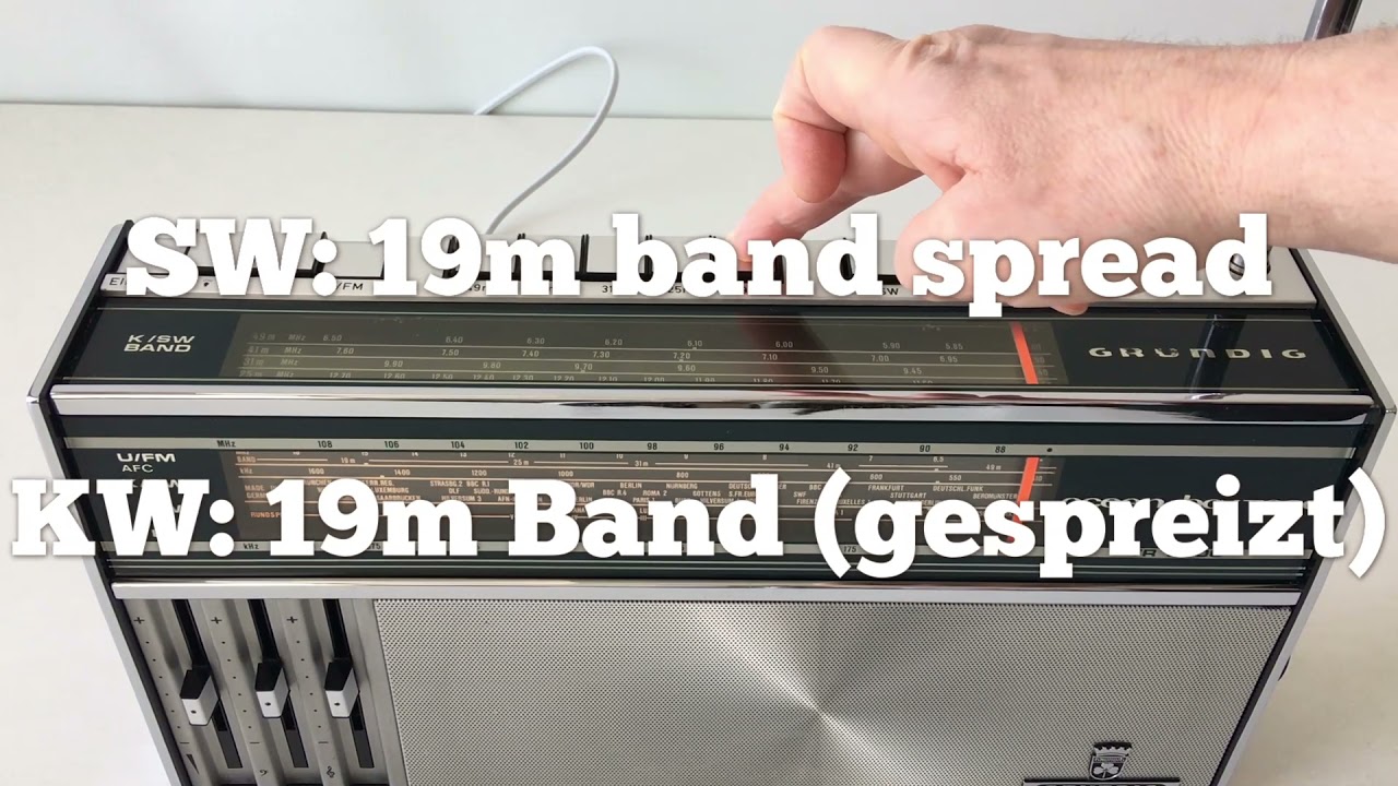 Grundig Ocean-Boy 1000 (Chrome) 1971-73 - Full function demo (with captions)