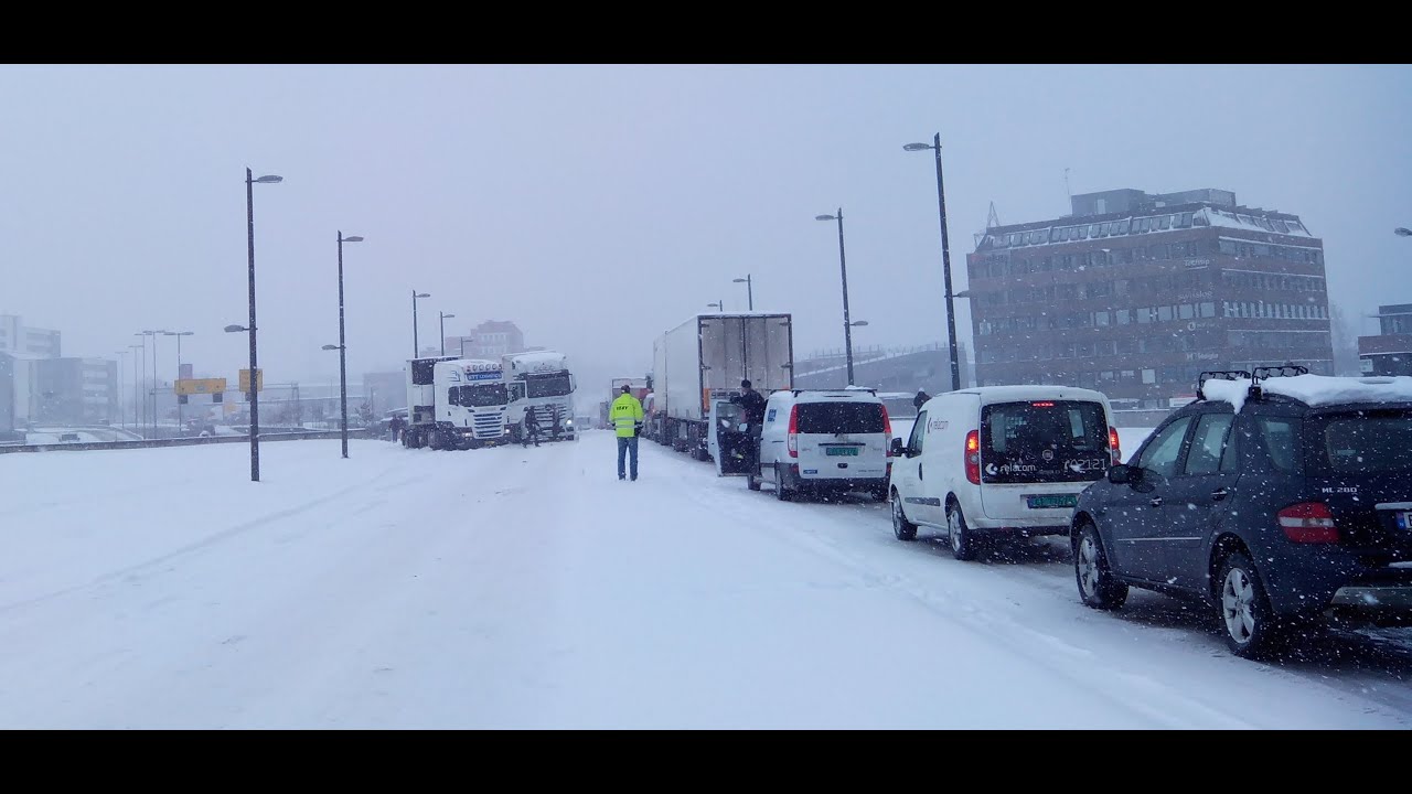 Snø  kaos oslo 26/03/15  snow norway