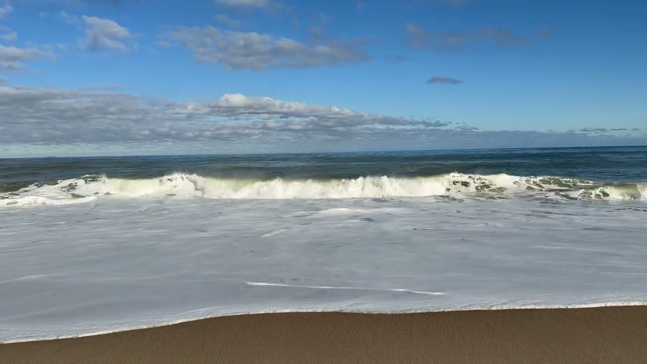 Afternoon end-of-storm waves, Newcomb Hollow, Outer Cape Cod 