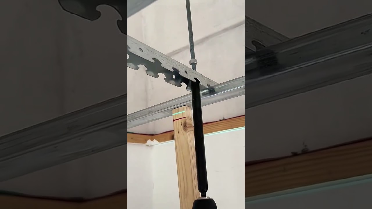 Light steel keel ceiling fixing process