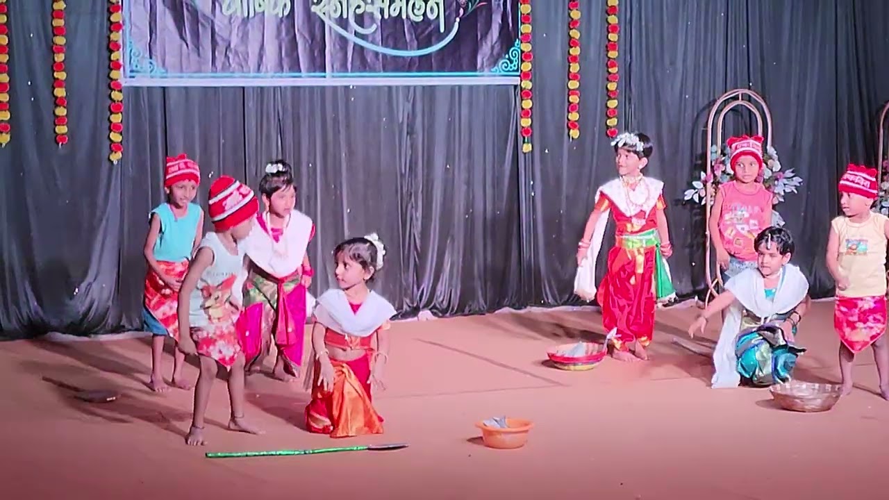 वेसवची पारू नेसली ग डान्स -अधिरा पाटील 