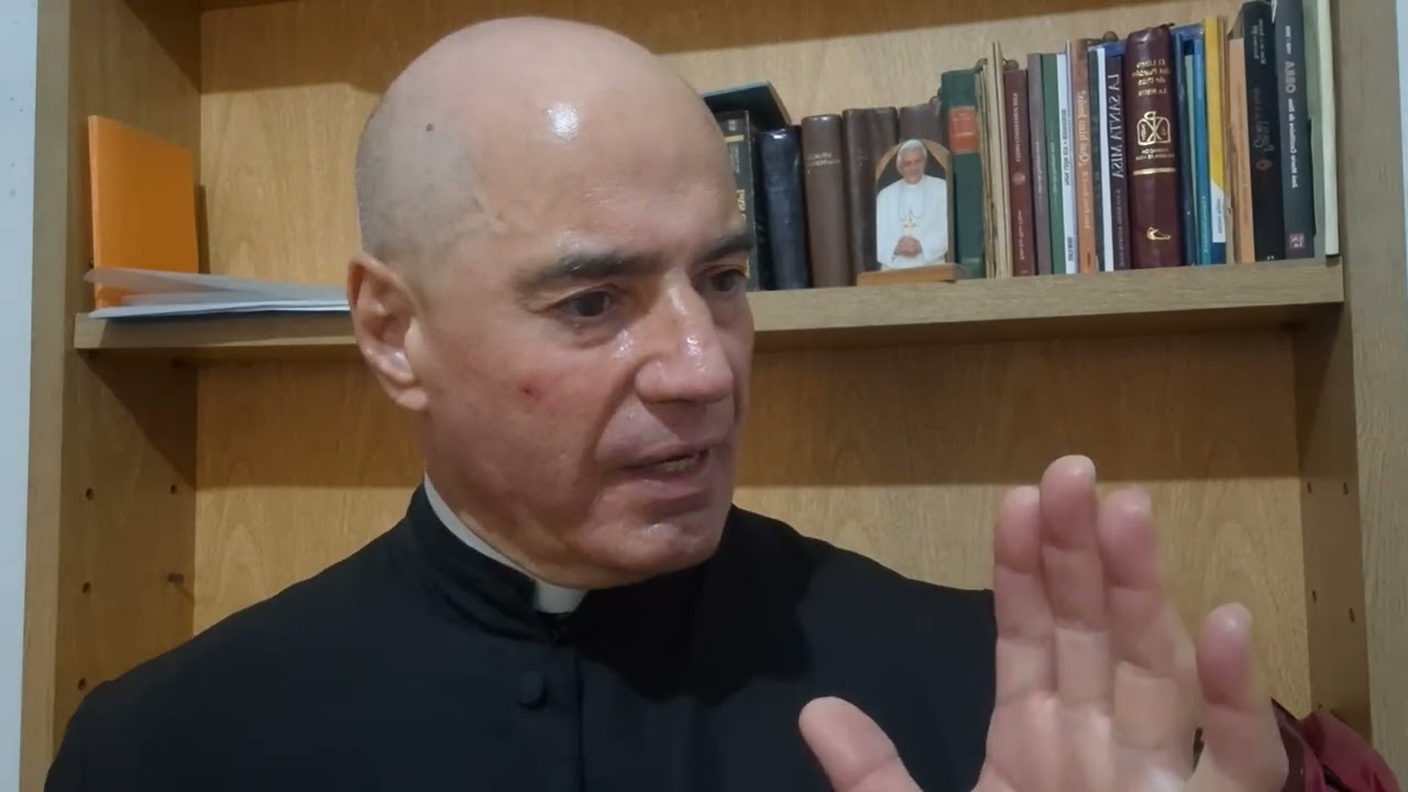 Padre Christian Viña. Junto a Cristo, en el Tabor, hacia la Victoria definitiva del Calvario.