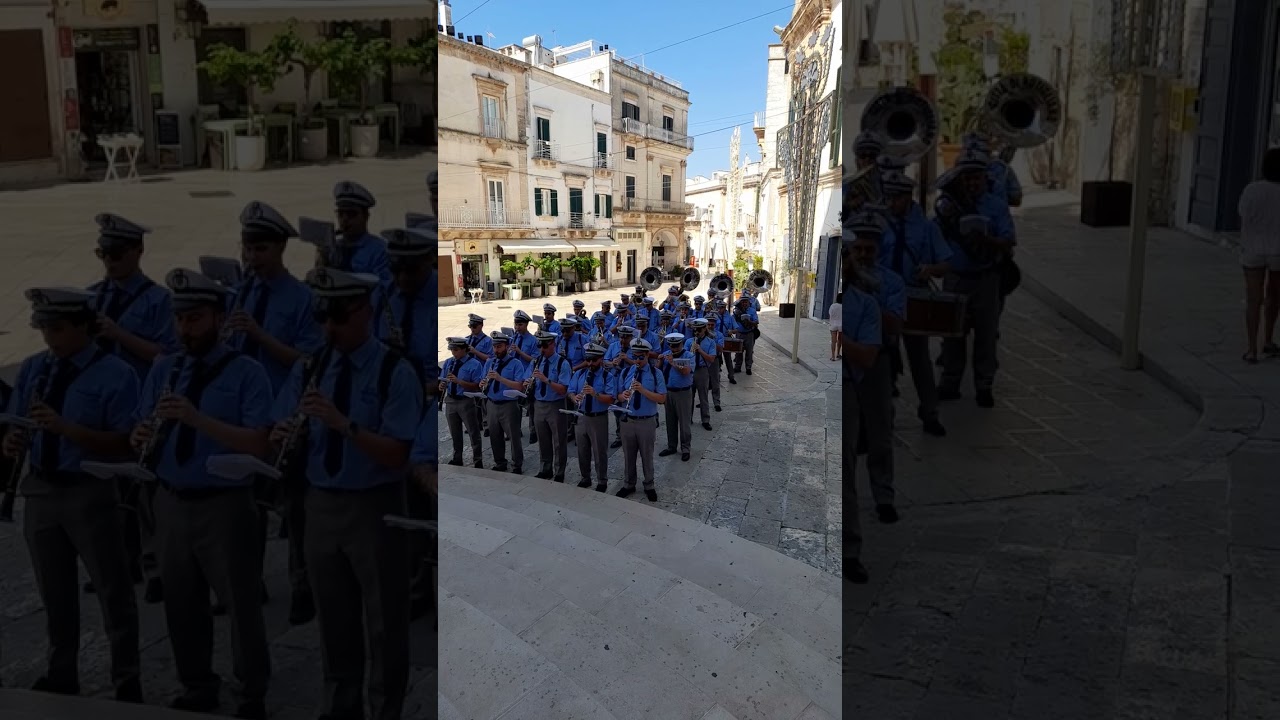 "Cettina"-marcia brillante di P. Bossone-Concerto Bandistico Città di Rutigliano