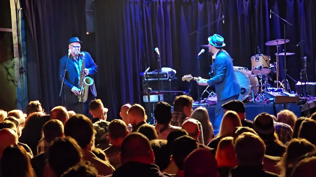 11/15/2024 Vic and Dave of the Slackers "Just a Gigolo" Reggies in Chicago