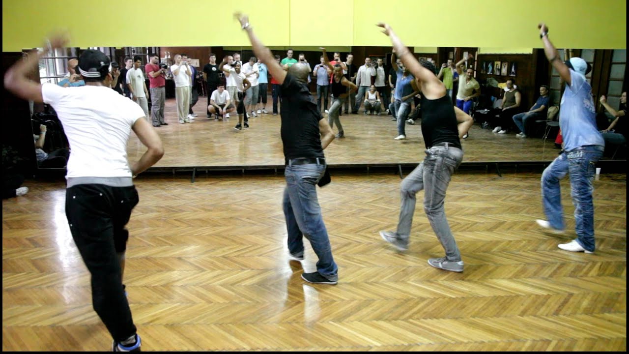 Clave Negra - Salsa Man style