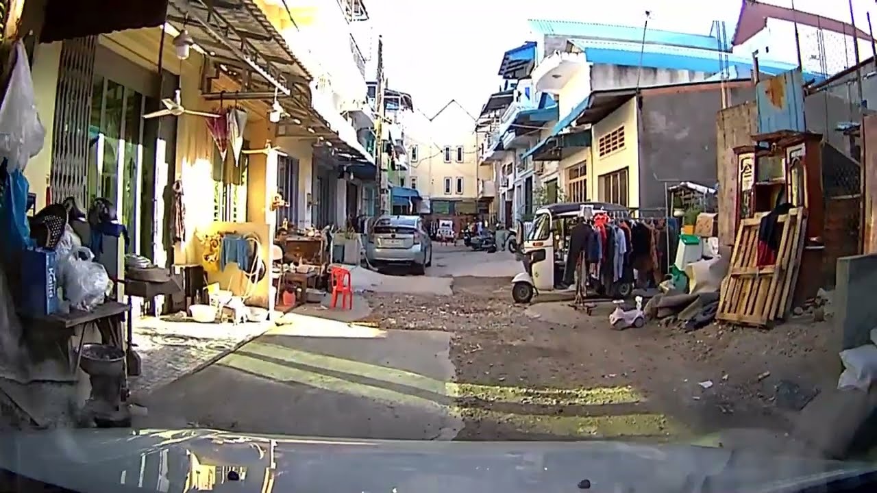 Cambodia Street View 2026, Relax and lose yourself in the natural rhythm of the city.