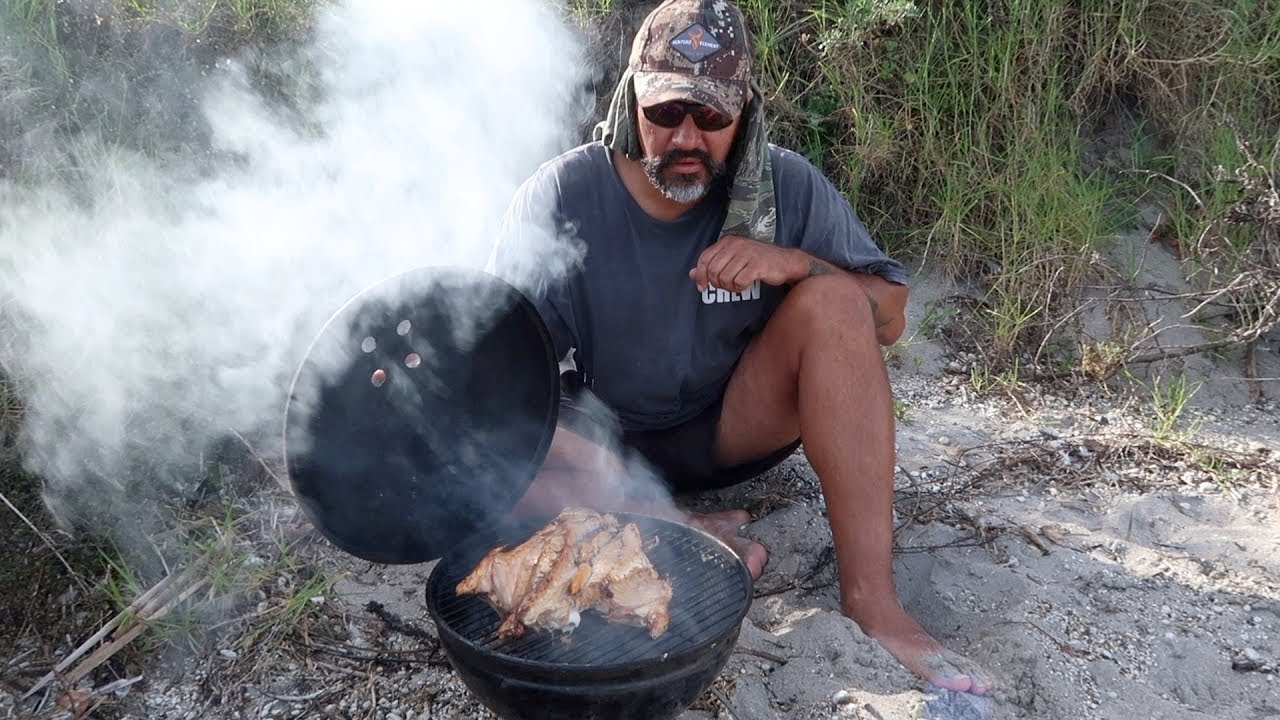CATCH n COOK n EAT- Smoking Fish & Roes in Small Weber Grill at Beach