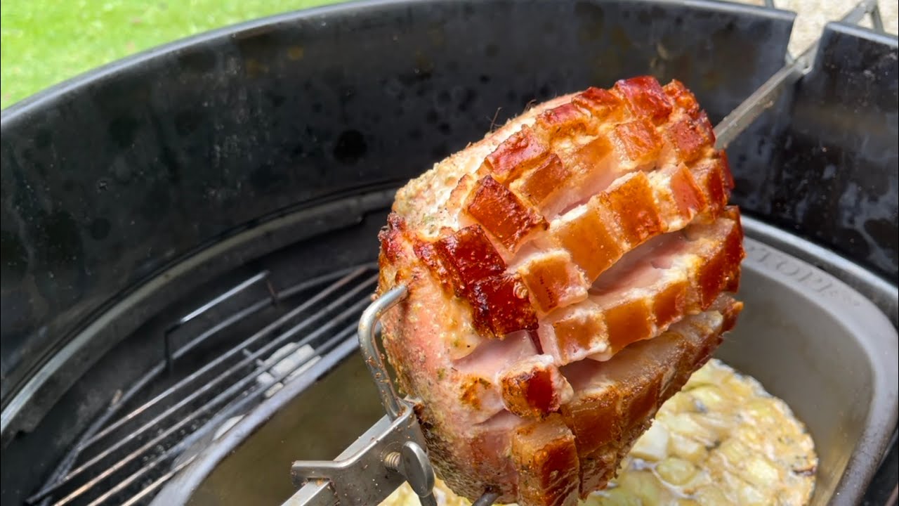 Weber Kugelgrill - Krustenbraten auf der Rotisserie (english subtitles)