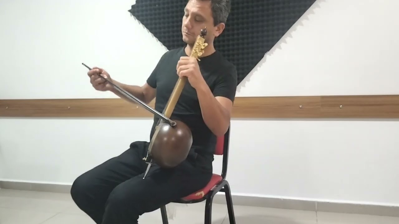 Sabahın Seherinde Ötüyor Kuşlar/ Göktuğ Çelik