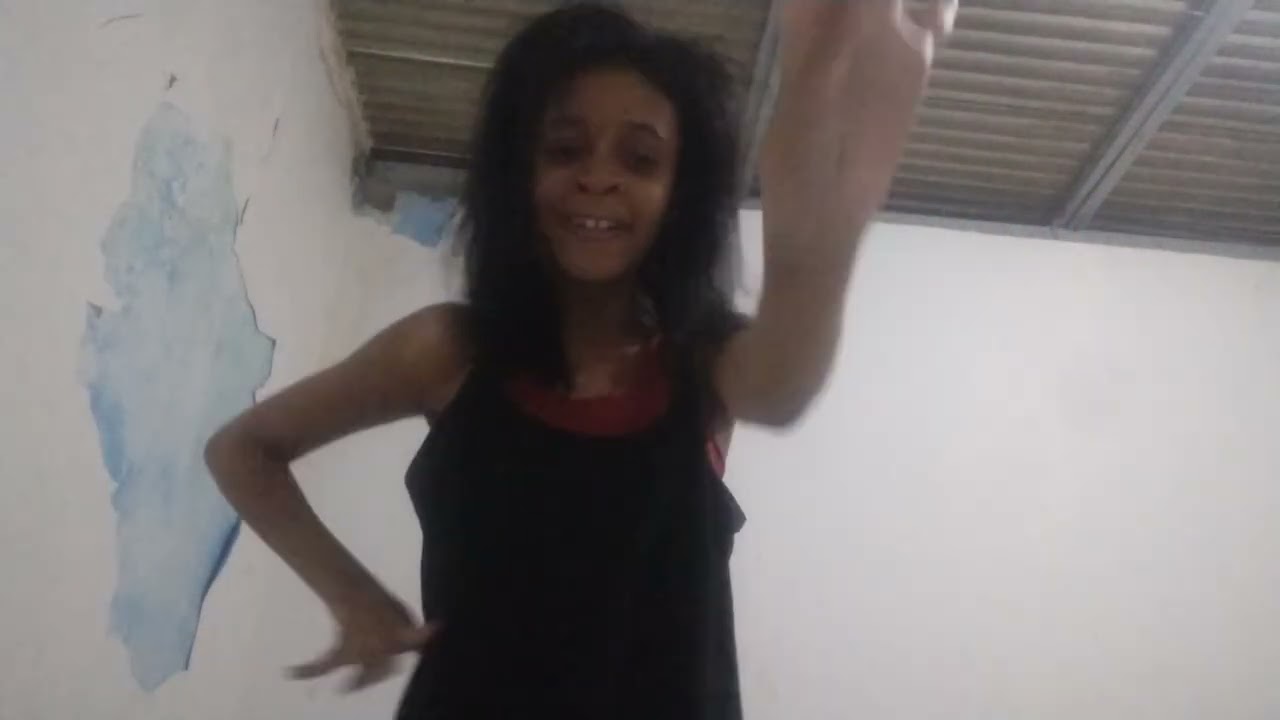 Show Das Poderosas (Clipe Oficial) - Anitta
