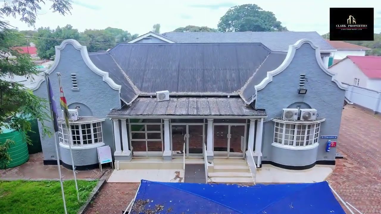Prime Commercial Property in Milton Park - US$800,000