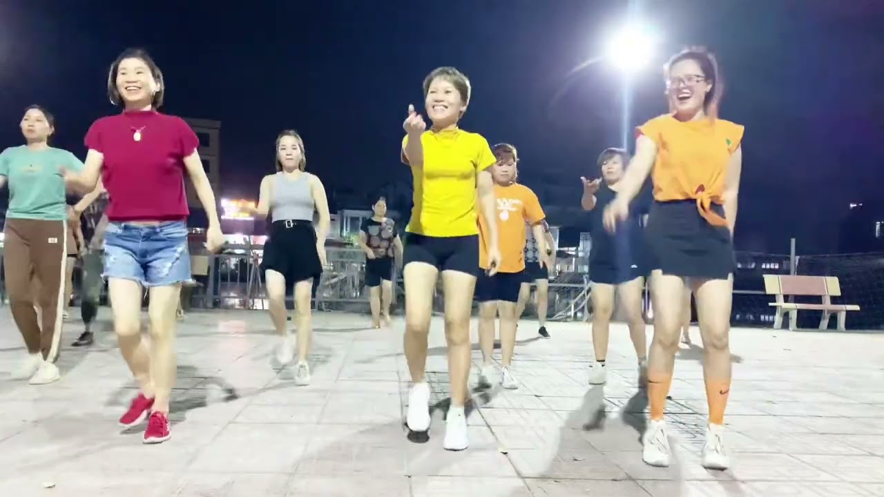Nhảy dân vũ thể thao “Đường tình trắc trở” - Long Mai Tử nhạc Hot Tiktok