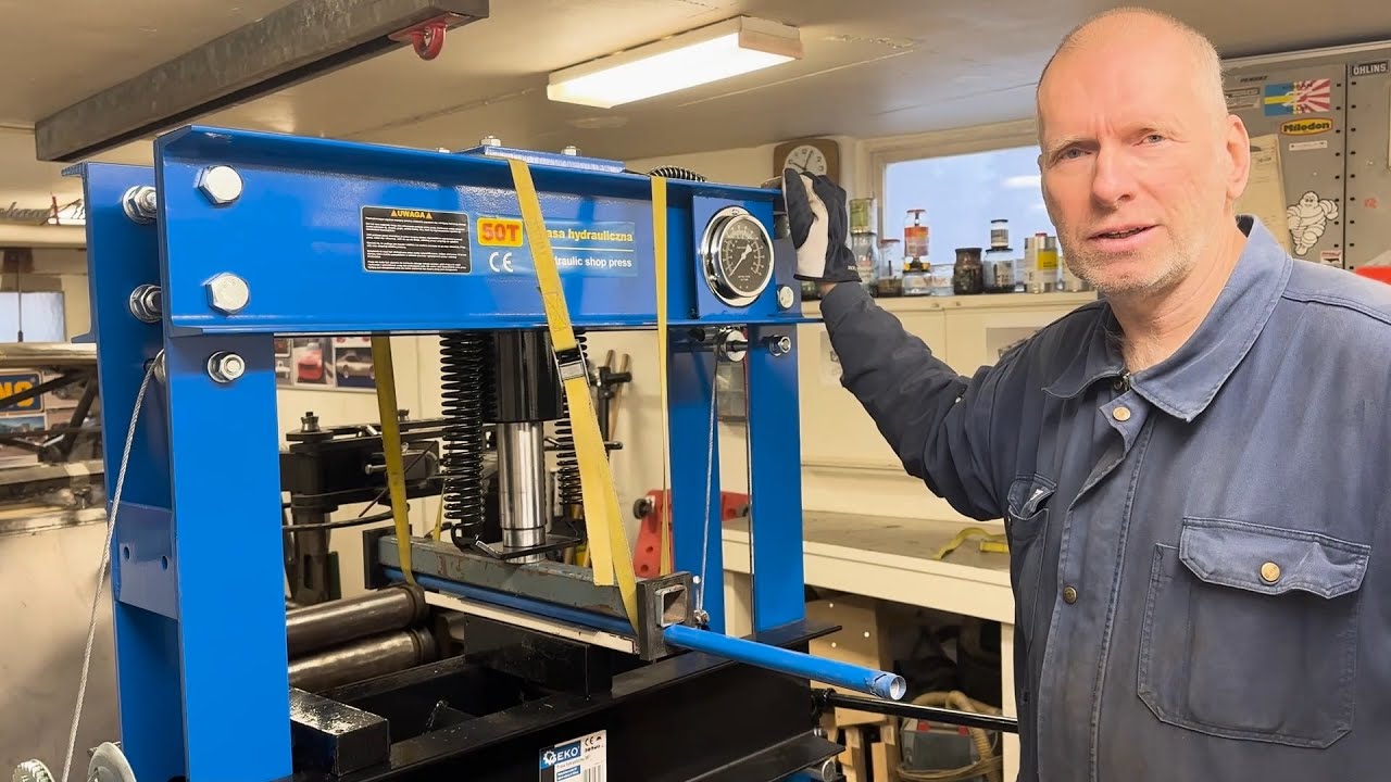 Shaping sheet metal with my new hydraulic shop press.