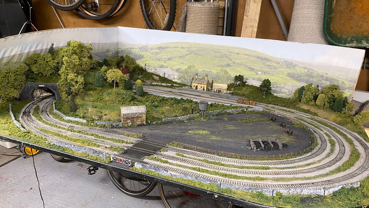 Restoring my Hornby Track Mat Layout to it’s Former Glory - The Yorkshire Dales Model Railway