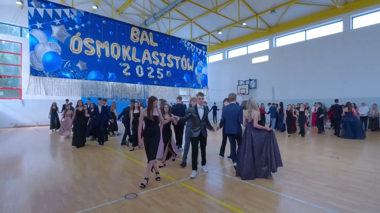 Polonez &Oacute;smoklasist&oacute;w SP 202 w ŁODZI 12 czerwca 2025