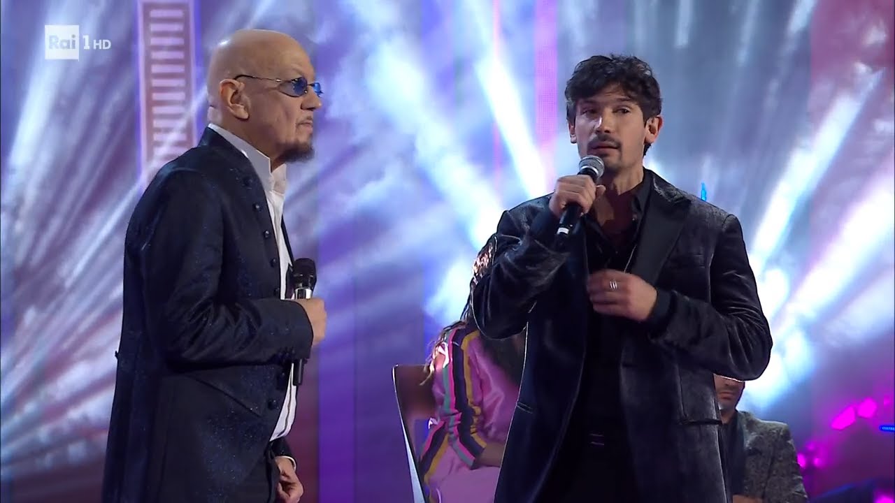 Pierdavide Carone ed Enrico Ruggeri cantano 