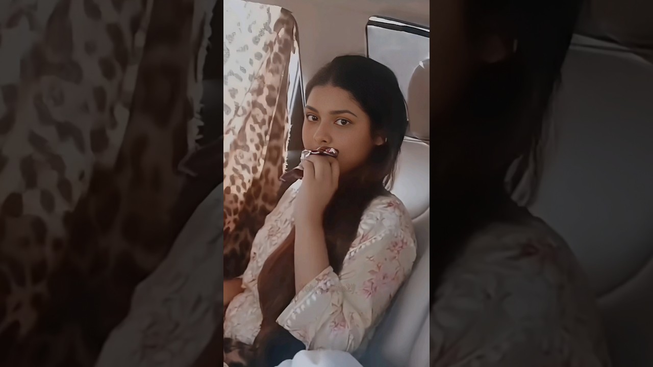 Melody Queen Arunita Kanjilal | Excellent Moment | Magical Voice!