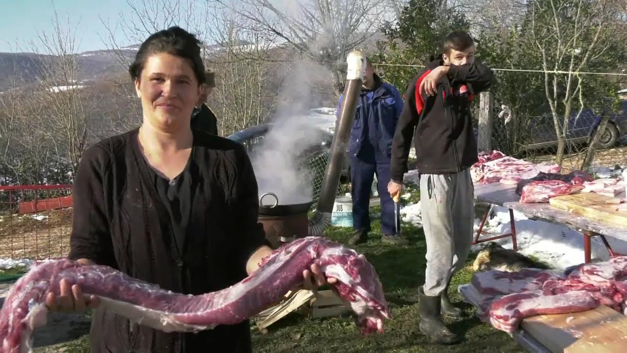 - SVINJOKOLJ KOD PORODICE BOGDAN, PRISUSTVOVAO I STIPO BILANDŽIJA, ŠEHOVCI 2024