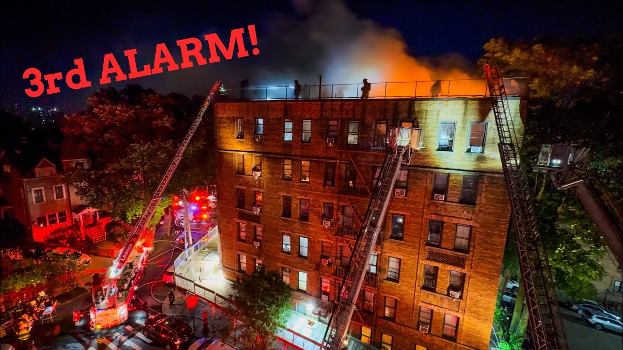 **FIRE BLOWS Thru ROOF - 3rd ALARM!** FDNY Battles Heavy Fire in Marble Hill, BRONX [ Box 3710 ]