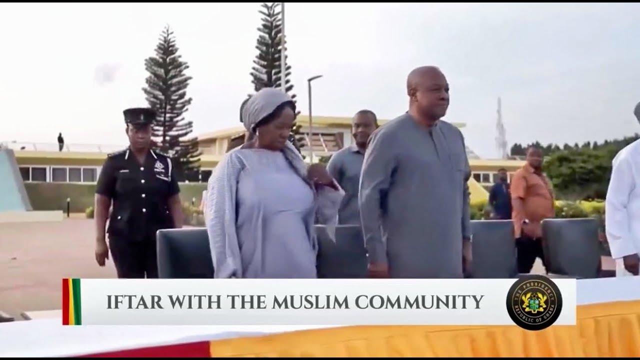 LIVE FROM THE JUBILEE HOUSE | Prez Mahama and Veep Joins the Muslim Community for Iftar