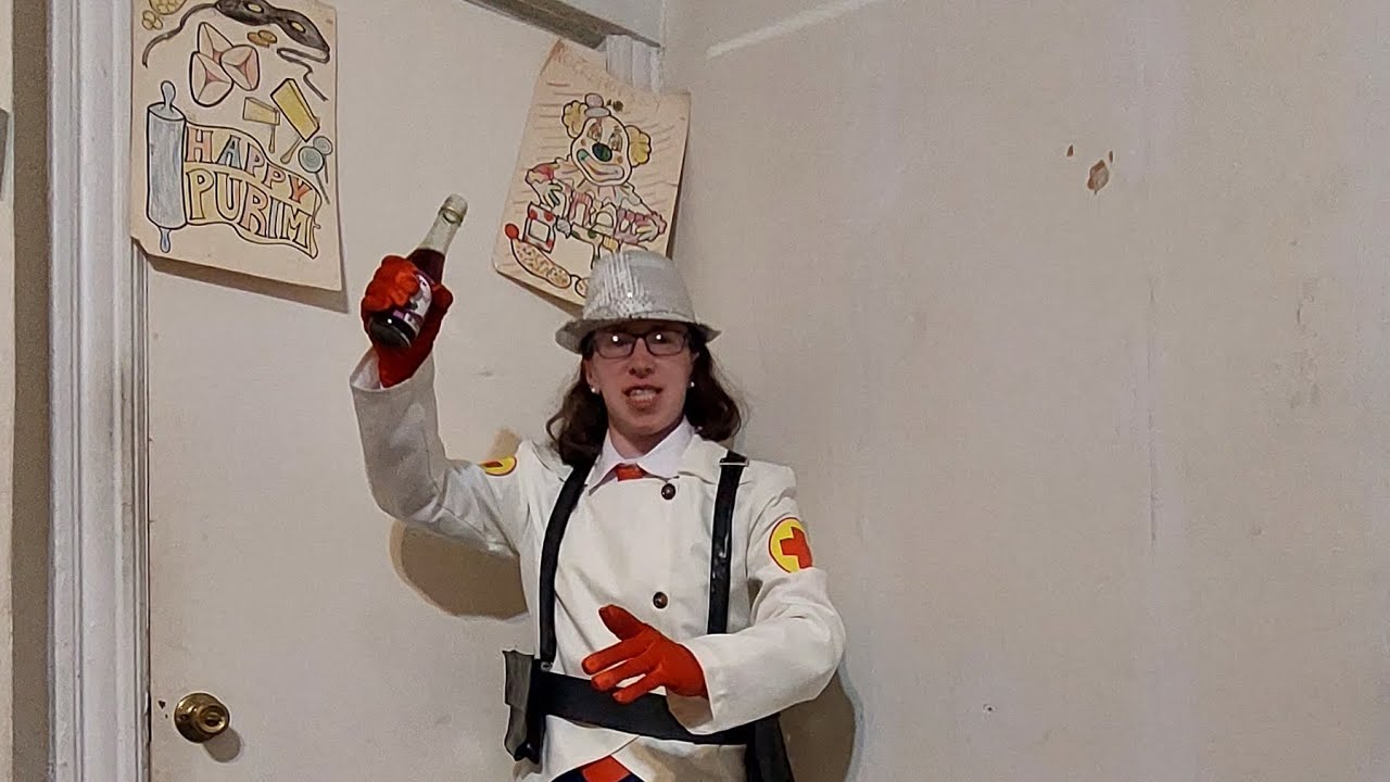 'Lay 'Yehudim'! 🎭🎶🎹 [Played by Fem-Medic. Official Video]. #teamfortress2 #tf2medic #purim 