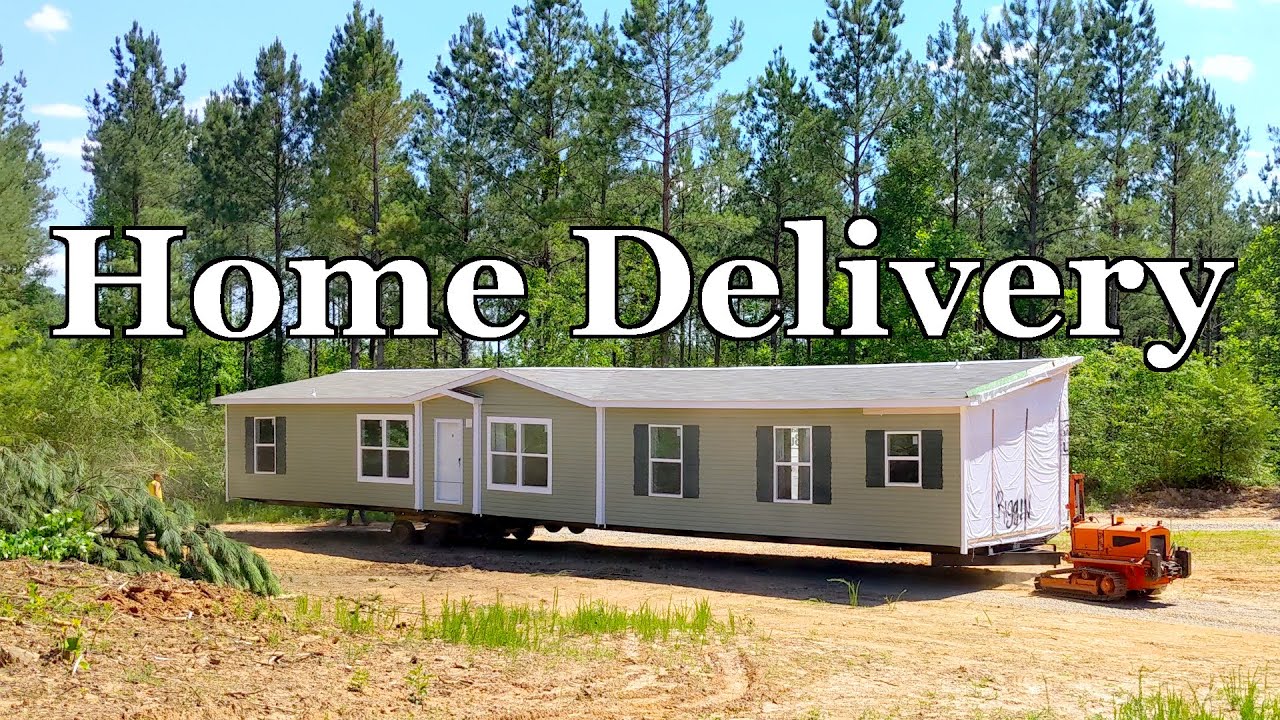 Manufactured Home Delivery - Clayton Homes Hancock 32 - 76' x 32' - 5 Bedroom 3 Bathroom