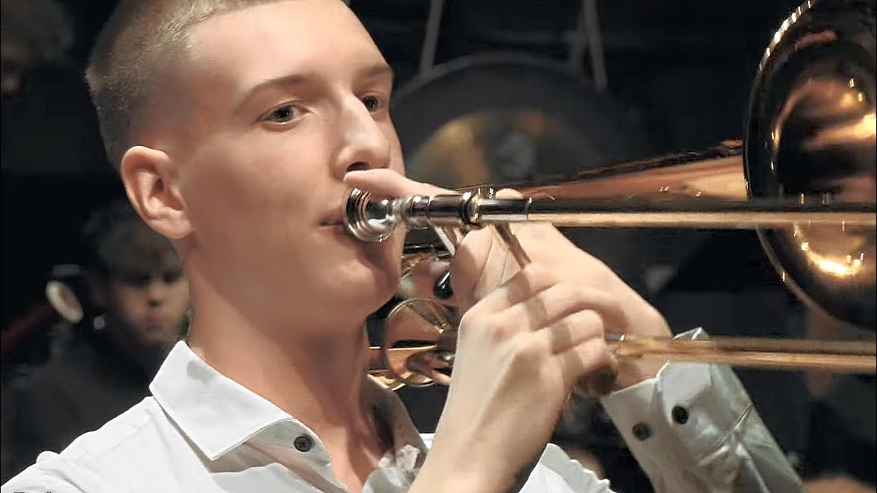 Tymon Okolus plays Colors for Trombone by Bert Appermont, Maciej Cisowski – conductor