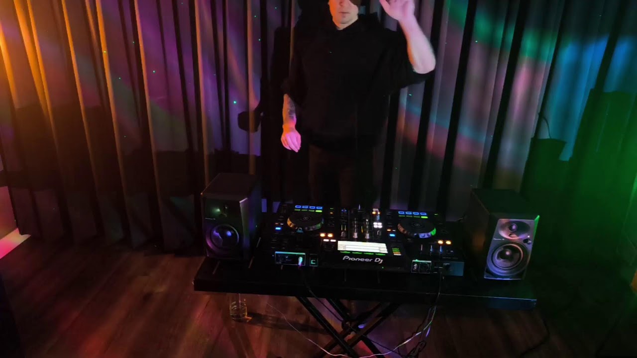 Trance Live Streaming