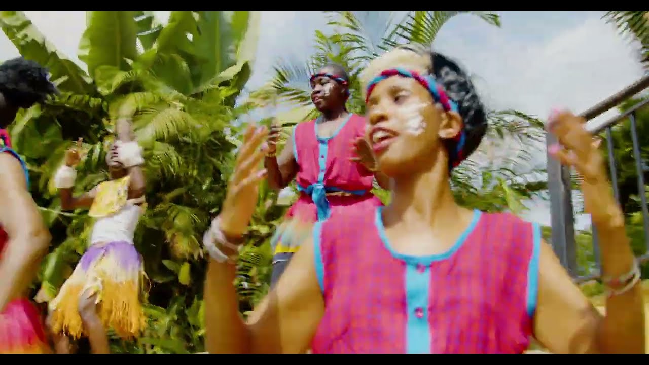 Robert Bob Lumbasi - Ni Mungu (Official Video)